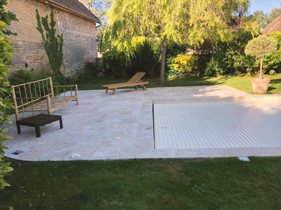 Terrasse à dalles