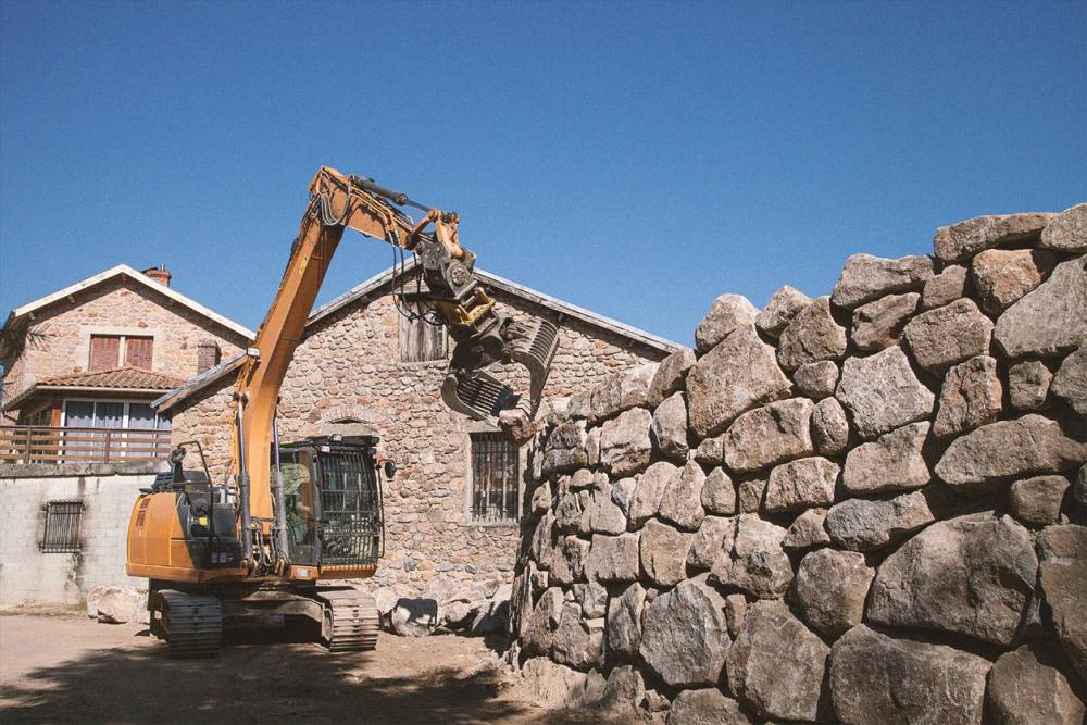 Travail de la pierre près de Ouistreham